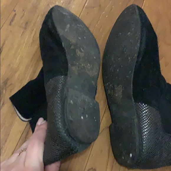 Black booties with snakey leather back size 8.5/9 - Picture 5 of 5